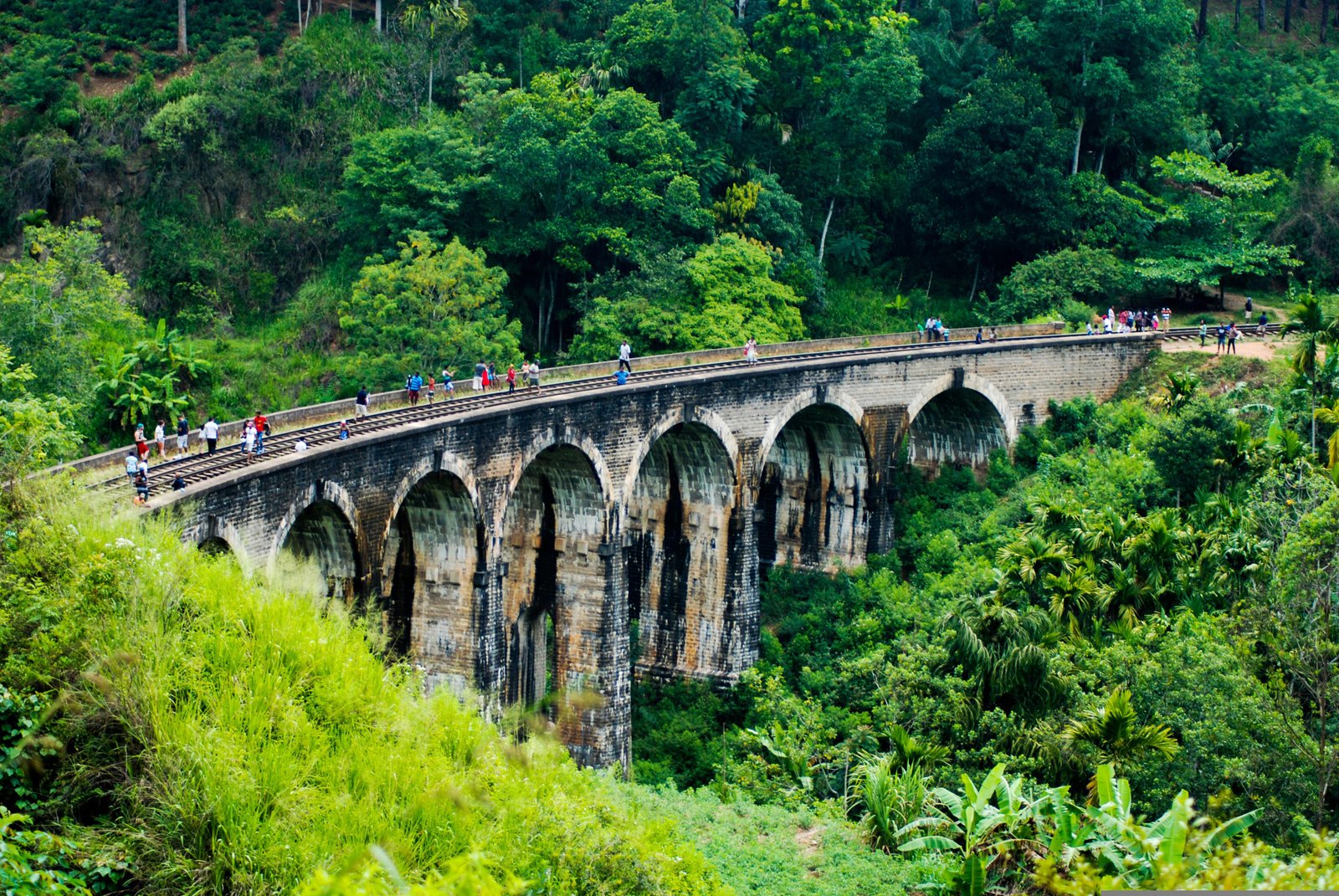 Nine Arch Bridge, Ella